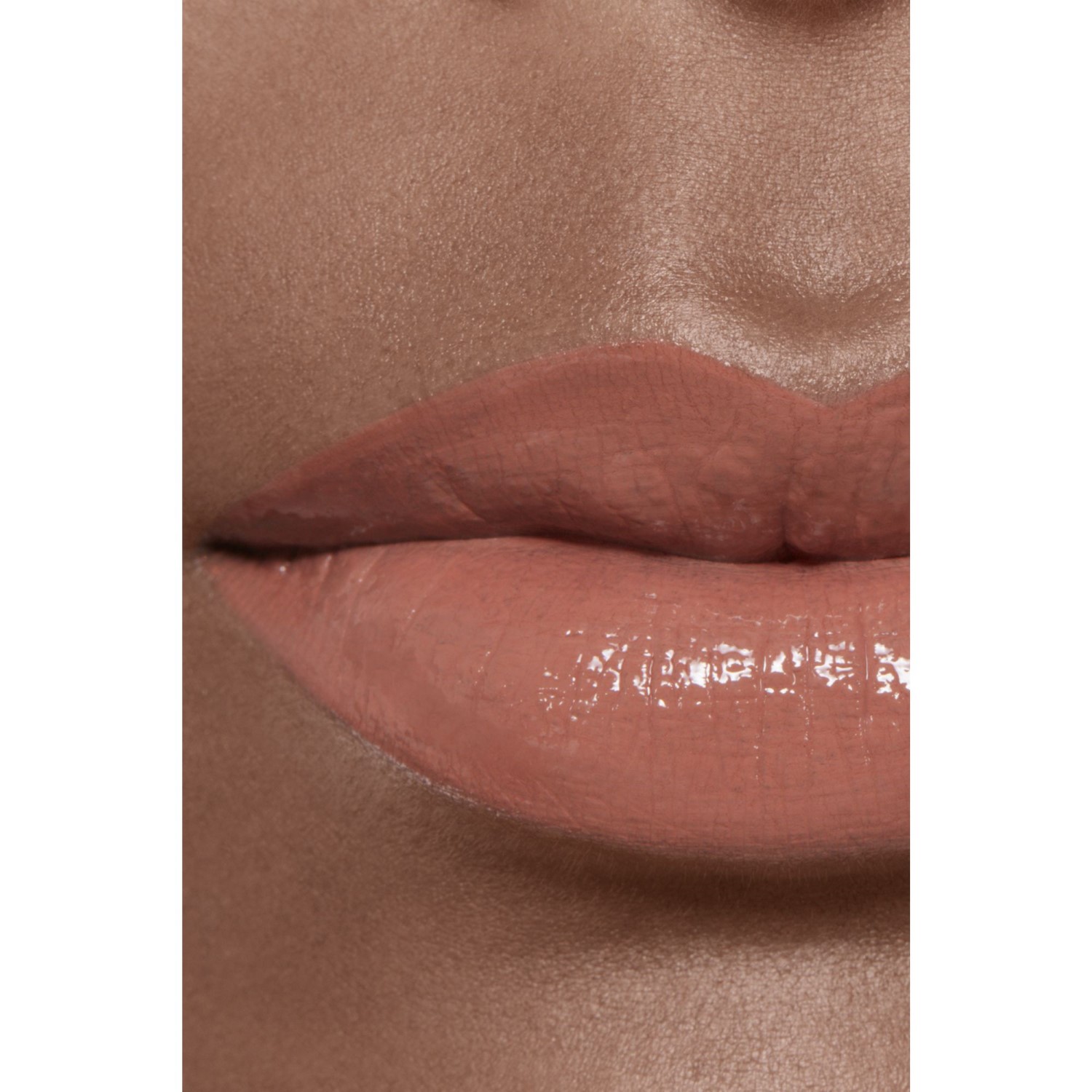 la barra de labios líquida brillante de larga duración